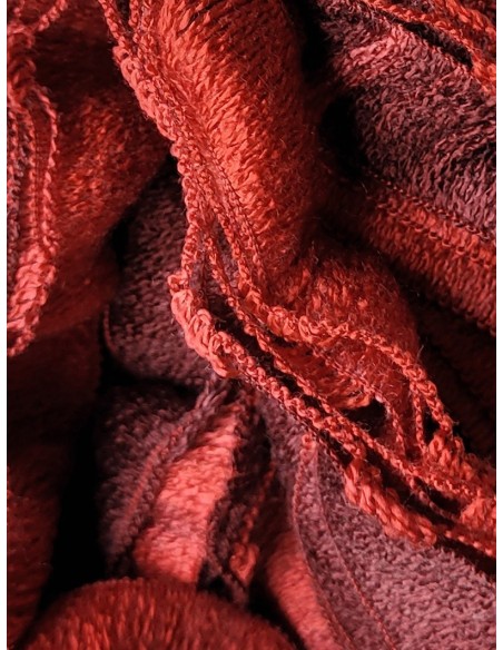 Tundra 08 - Pelote 100g Rouge Multicolore