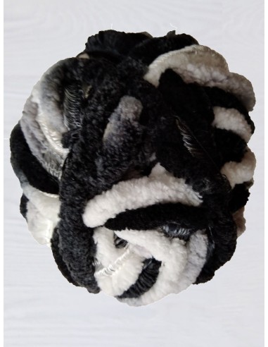 Pelote de fil à tricoter Laine Mélangée  30% Kid Mohair 37% Acrylique 33% Polyamide Poids : 25g Longueur : 238m Aiguilles : 2-2,