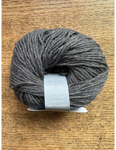 Pelote de fil à tricoter Laine Mélangée  50 % Laine Merinos 50% Acrylique Poids : 50g Longueur : 120m Aiguilles : 3,5-4