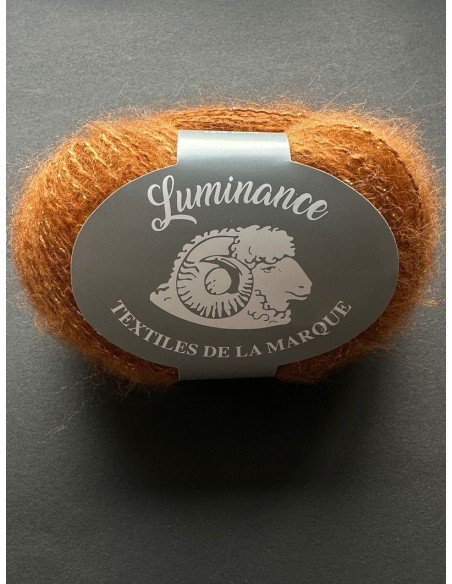 Pelote de fil à tricoter Laine Mélangée 30% Laine 70% Acrylique Poids : 100g Longueur : 300m Aiguilles : 3-4