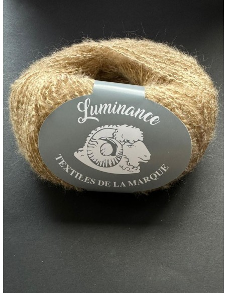 Pelote de fil à tricoter Laine Mélangée 30% Laine 70% Acrylique Poids : 100g Longueur : 300m Aiguilles : 3-4