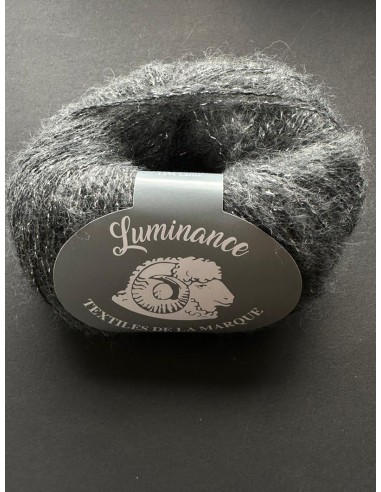 Pelote de fil à tricoter Laine Mélangée 30% Laine 70% Acrylique Poids : 100g Longueur : 300m Aiguilles : 3-4