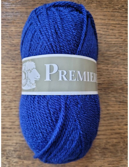 Pelote de fil à tricoter Polyester  100% Polyester Poids : 50g Longueur : 85m Aiguilles : 6