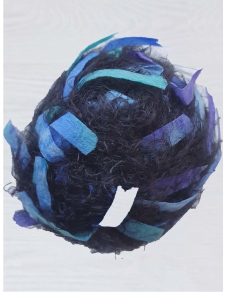 PAPILLON Pelote de fil à tricoter Polyamide 100% Polyamide Poids : 50g Longueur : 65m Aiguilles : 5-6